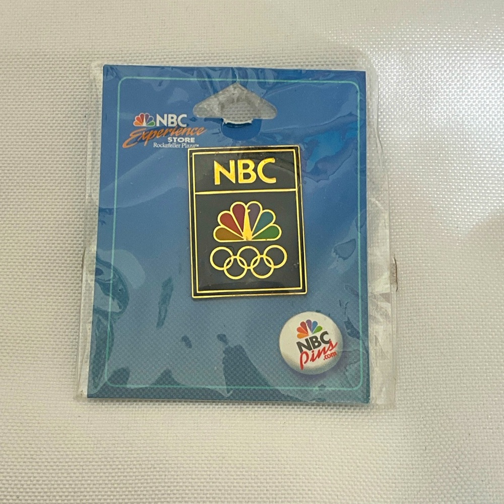 NWT NBC Official 5 Rings Peacock Olympic Pushback Pin Never Opened